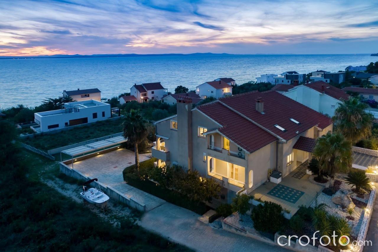 Apartmani Niko Kožino Buitenkant foto