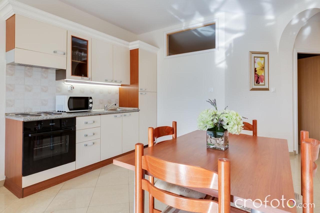 Apartmani Niko Kožino Buitenkant foto