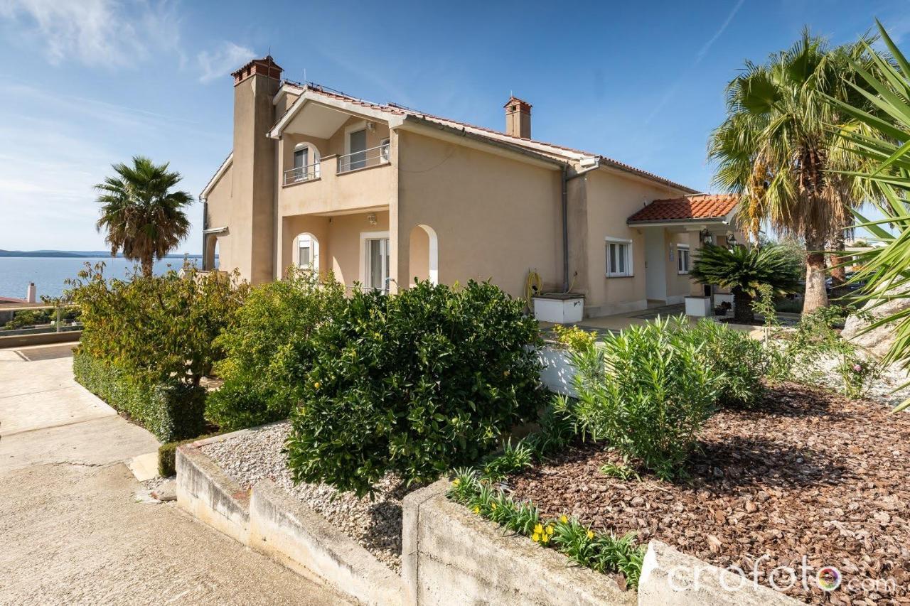 Apartmani Niko Kožino Buitenkant foto