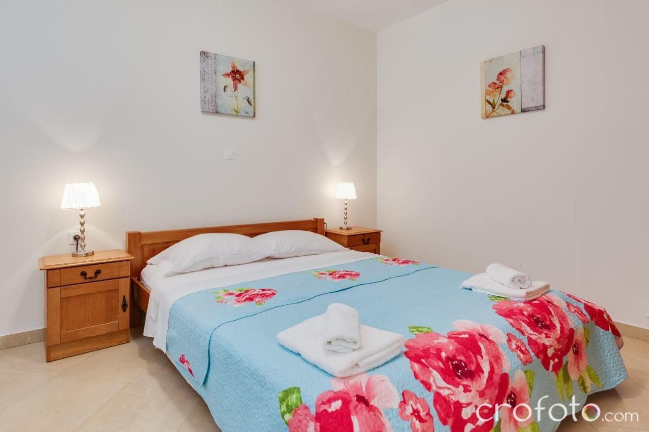 Apartmani Niko Kožino Buitenkant foto
