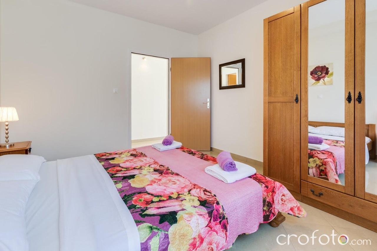 Apartmani Niko Kožino Buitenkant foto
